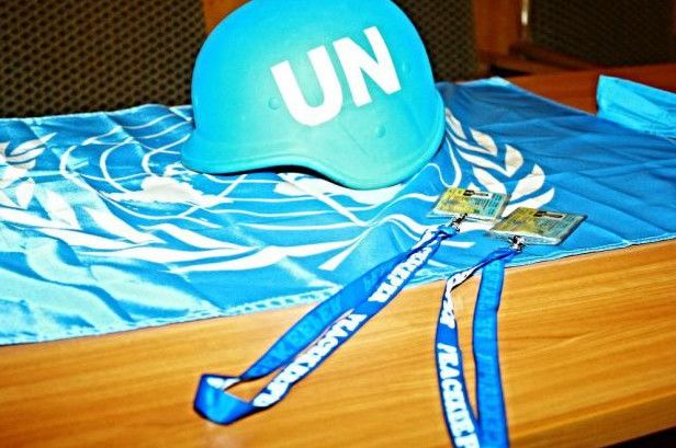 Прекрасні картинки з Міжнародним днем миротворців ООН